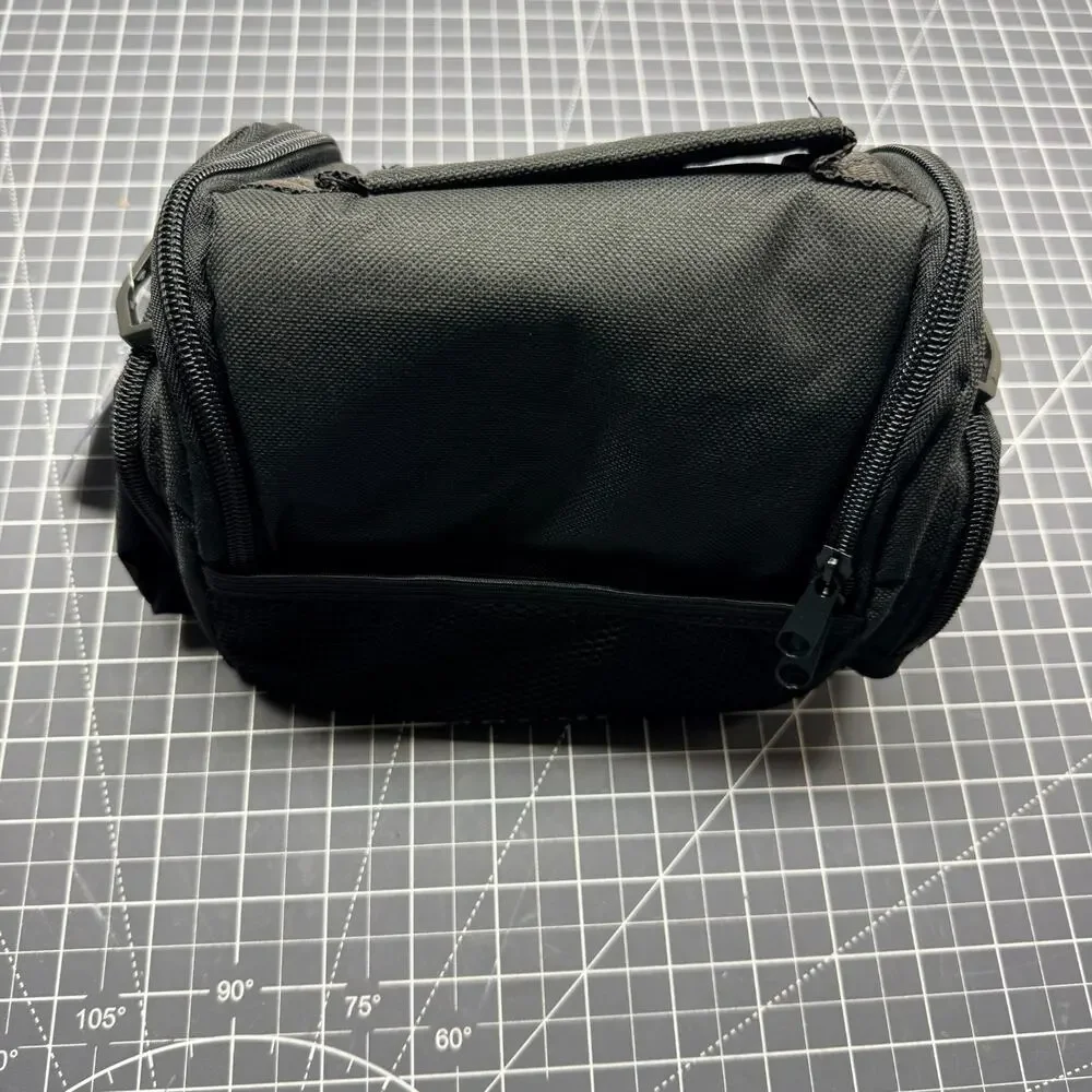 Deluxe Medium Camera Bag for Nikon COOLPIX P900 B500 B700 Panasonic FZ300 FZ80